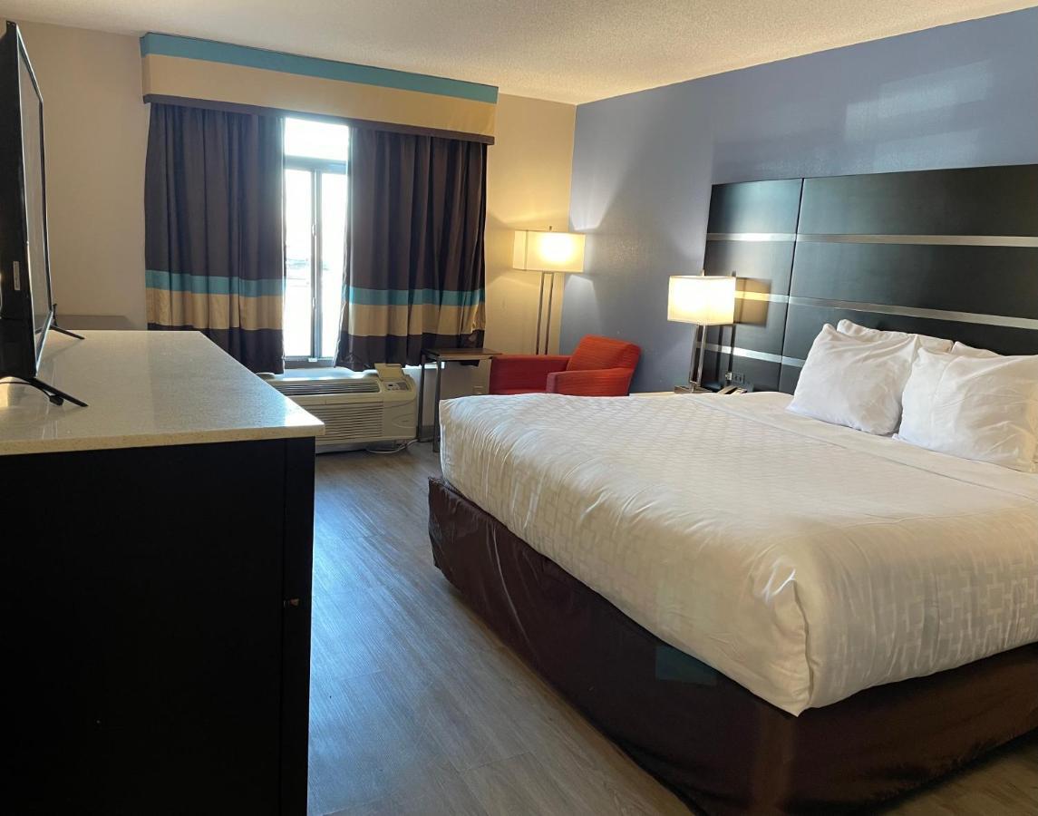 Clarion Pointe Atlanta Airport