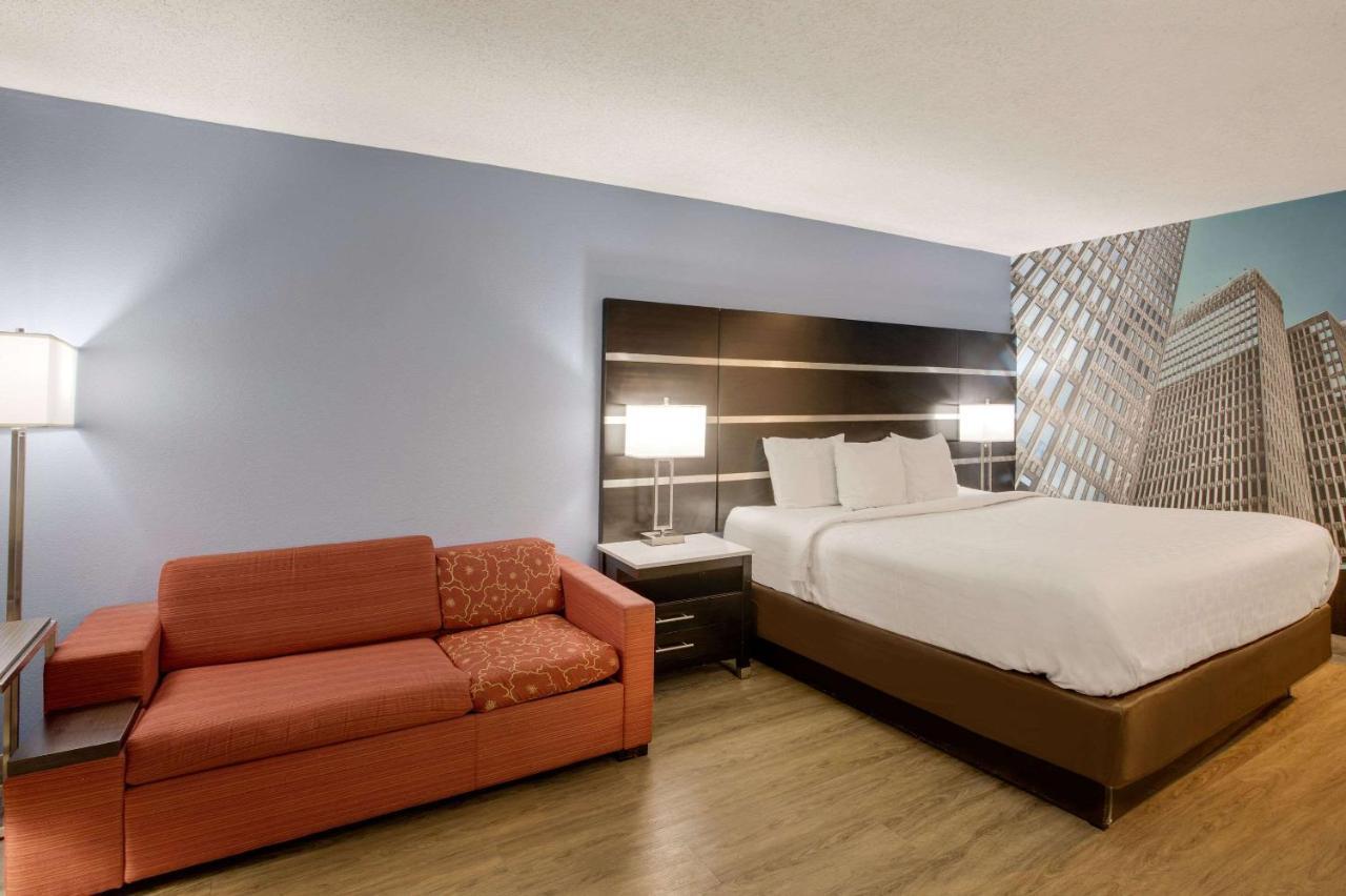 Hotel Clarion Pointe Atlanta Airport College Park