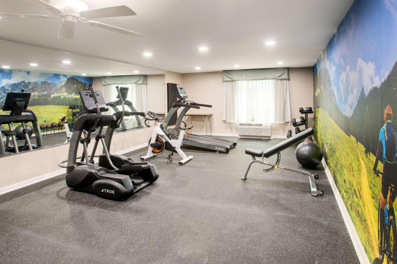 Hotel Clarion Pointe Atlanta Airport