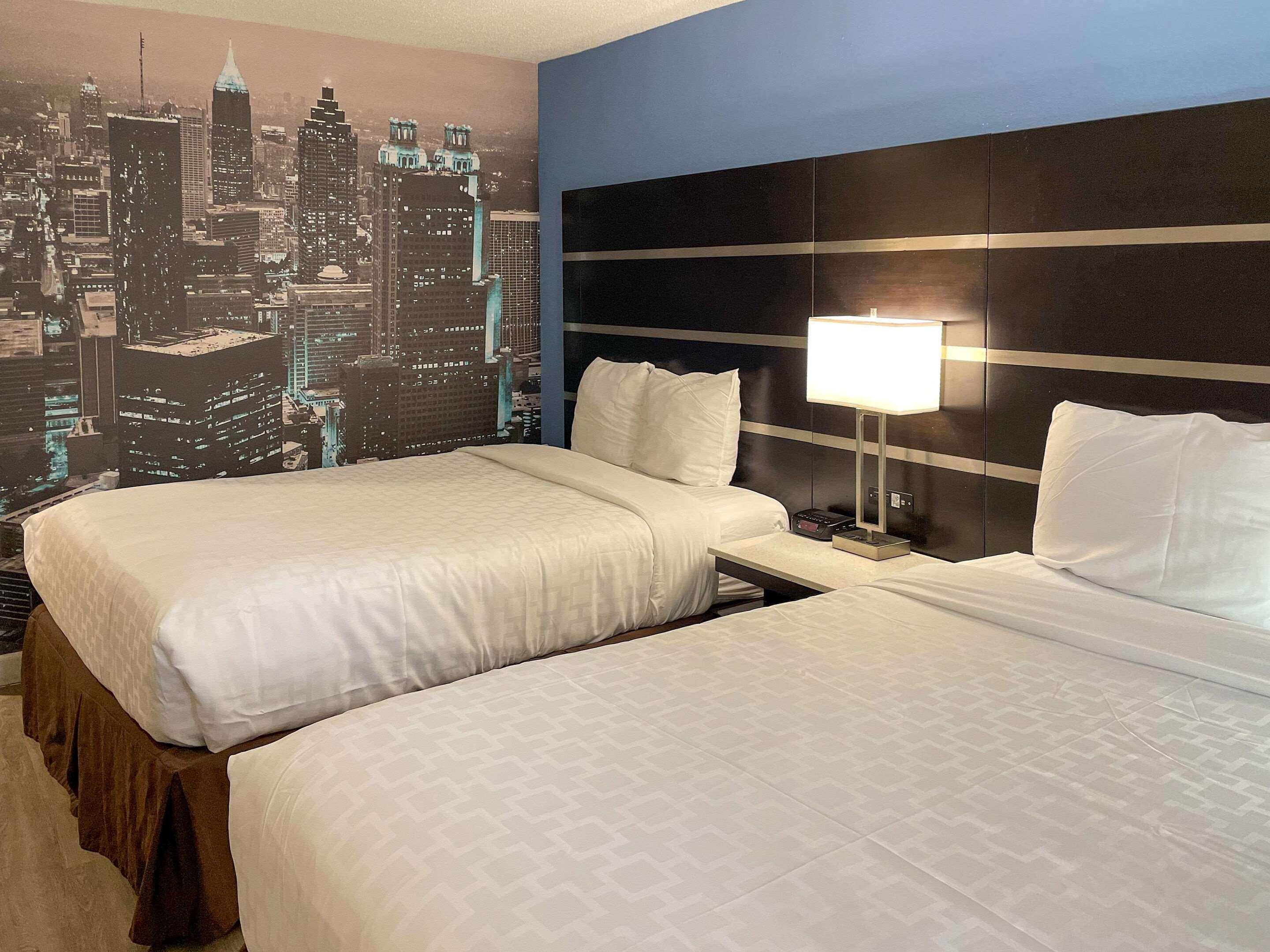 Clarion Pointe Atlanta Airport 2* College Park